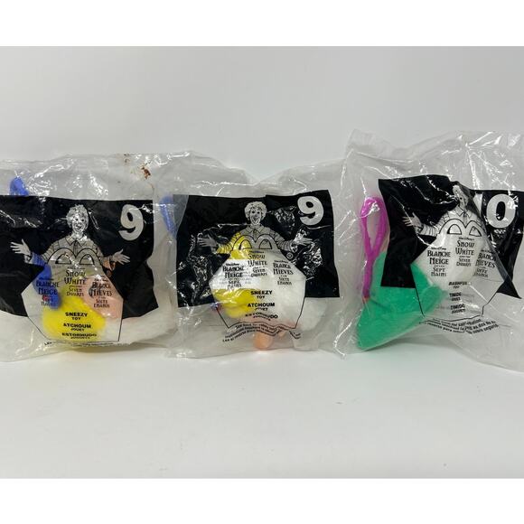 McDonald's Happy Meal Toy 2001 Snow White & Seven Dwarves #9 Sneezy (2) Bashful - Picture 1 of 4